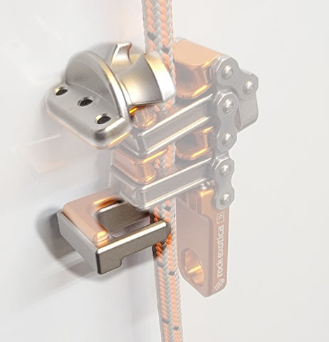 Drum and wear bracket for the Unicender